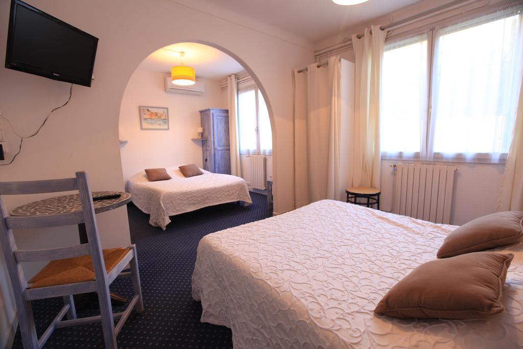 Hotel Le Saint Pierre Collioure Habitación foto